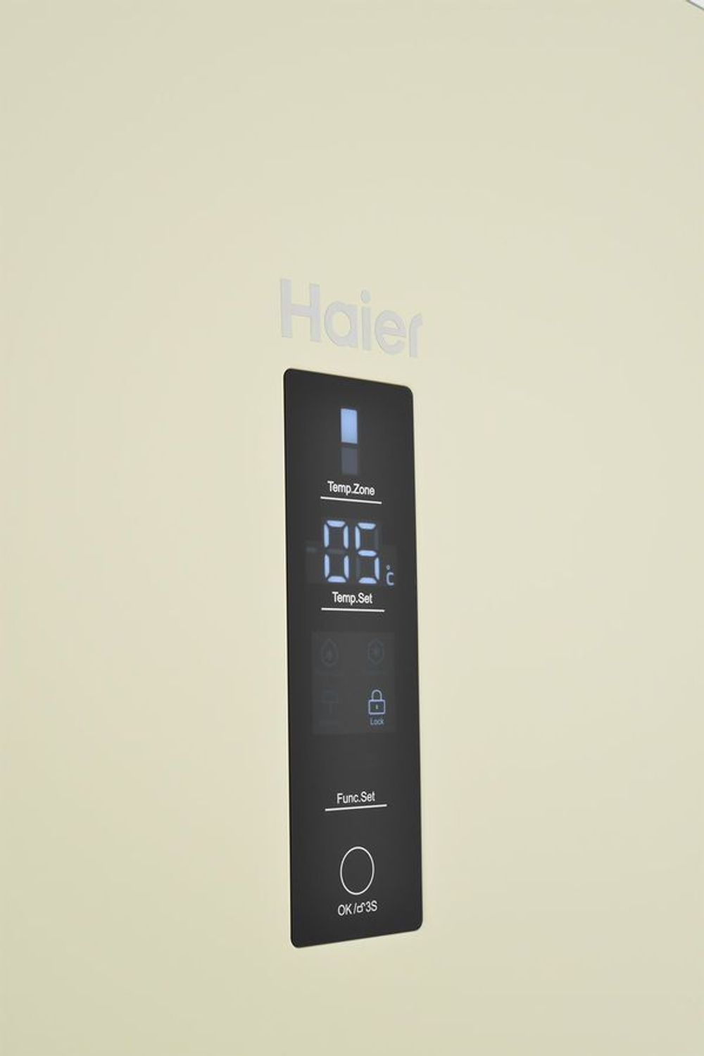 Холодильник двухкамерный HAIER C2F636CCRG бежевый