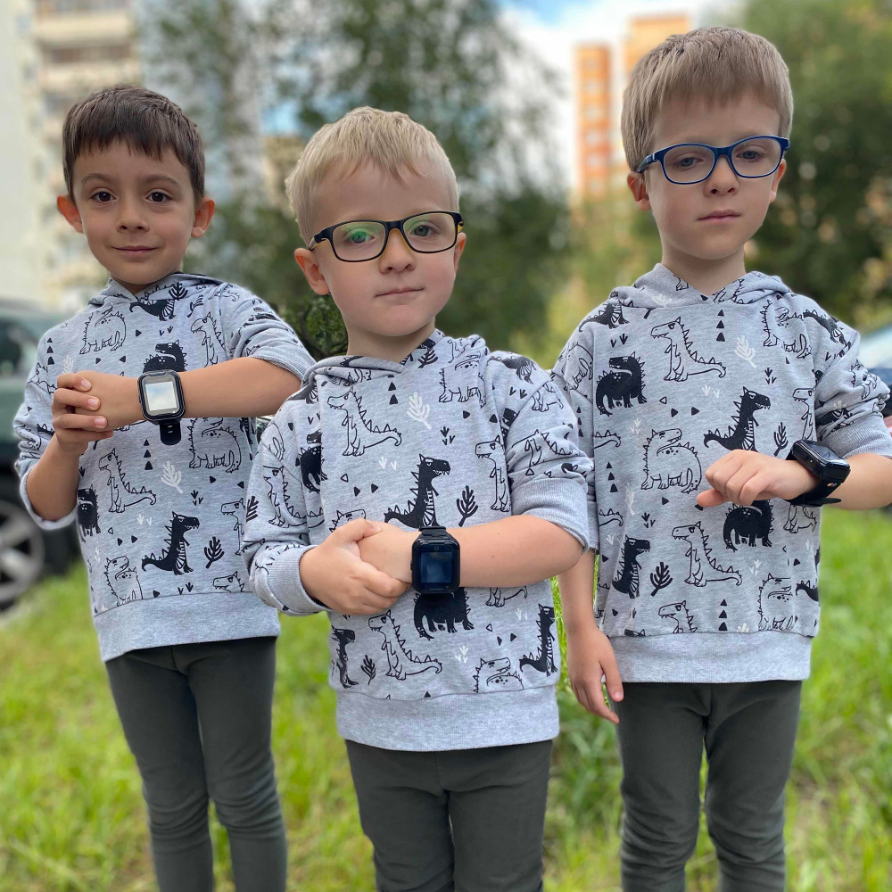Детские смарт-часы  GPS 4G c видеозвонком SMARUS kids KW1 черные