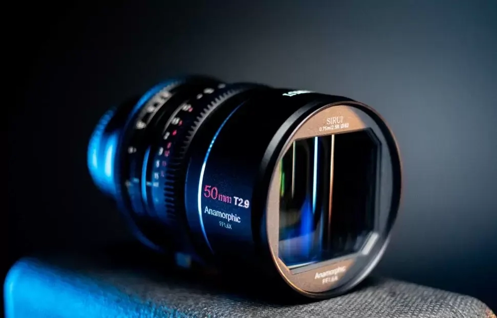 Объектив Sirui 50mm T2.9 1.6x Full-Frame Anamorphic RF-mount FFEK6-R