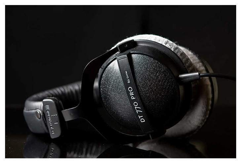 Наушники Beyerdynamic DT 770 Pro (80 Ohm) Black/Grey