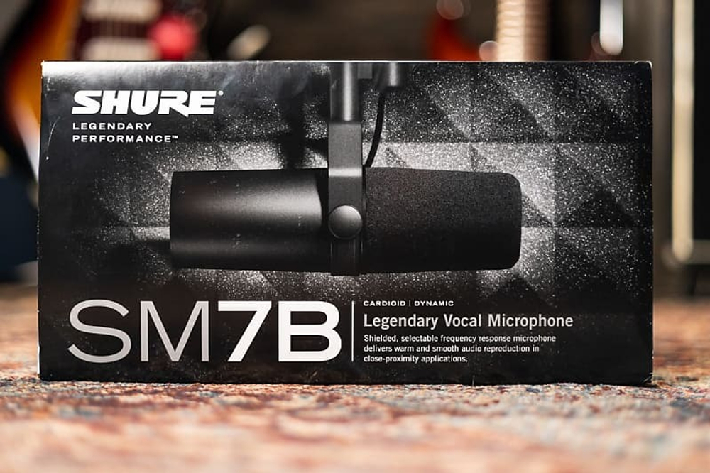 Студийный микрофон Shure SM7B Cardioid Dynamic Microphone