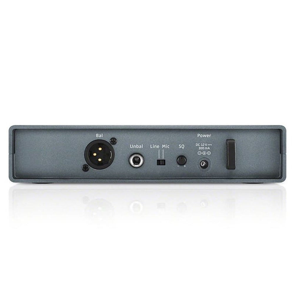 Беспроводная микрофонная система Sennheiser XSW 1-835 Wireless Vocal Set with E835 Dynamic Microphone (Band A: 548-572 MHz)