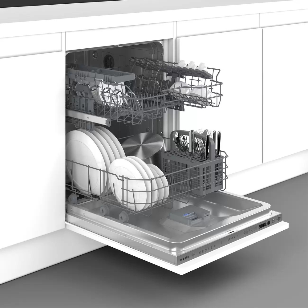 Встраиваемая посудомоечная машина HotPoint HI 4D66