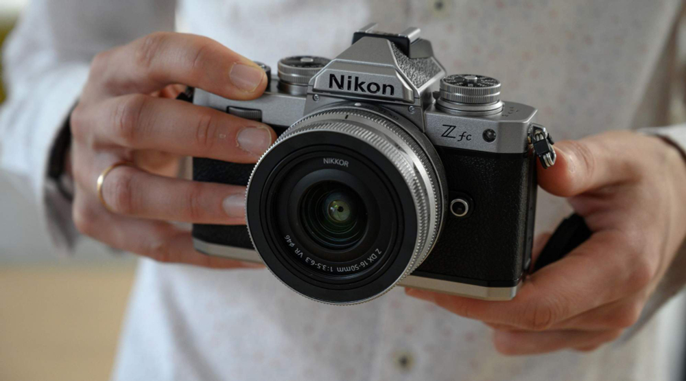 Фотоаппарат системный Nikon Z fc Body Black/Silver