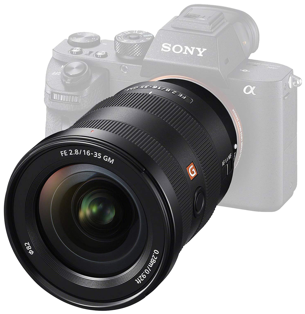 Объектив Sony E 18-135mm f/3.5-5.6 OSS
