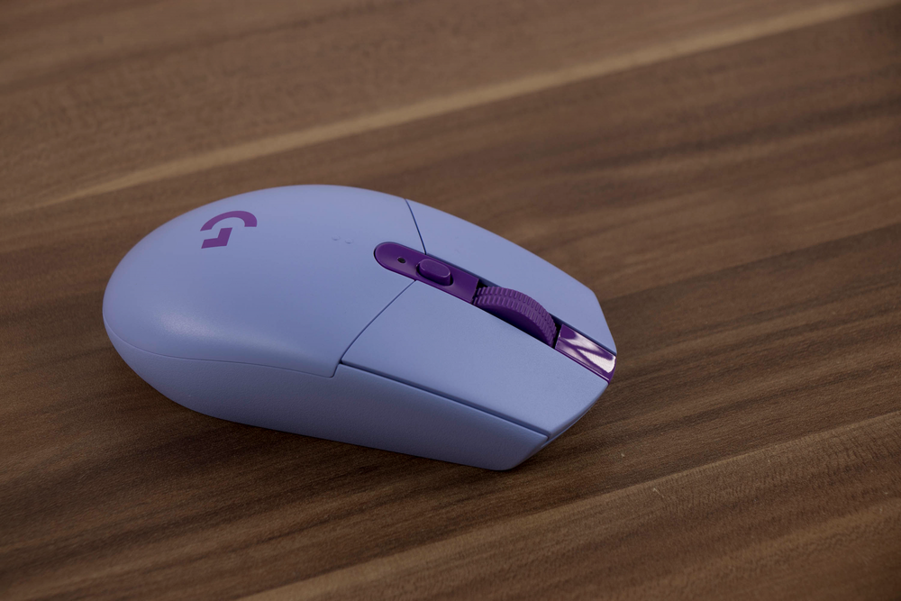 Беспроводная игровая мышь Logitech G304 фиолетовый (910-006026)