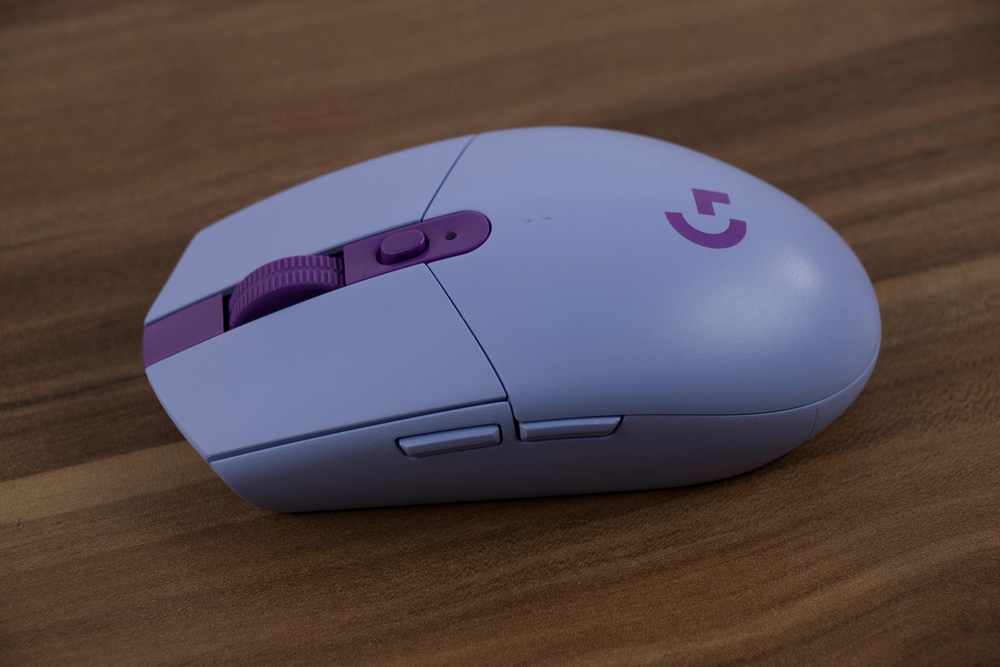 Беспроводная игровая мышь Logitech G304 фиолетовый (910-006026)