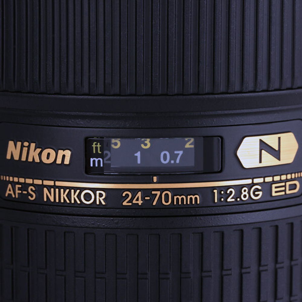 Объектив Nikon AF-S Nikkor 24-70mm f/2.8G ED