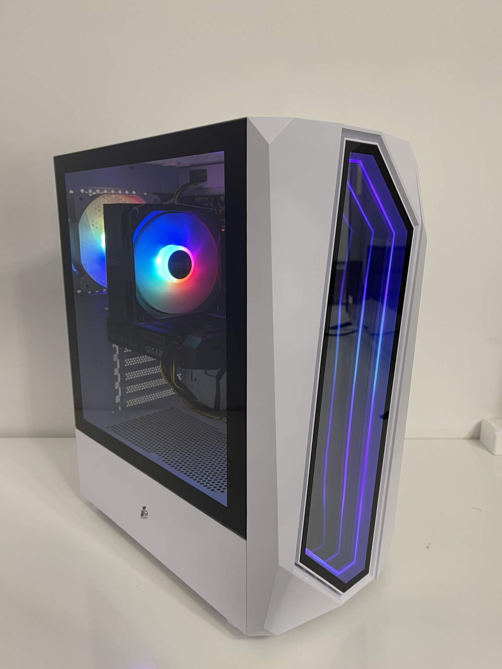 Игровой компьютер Paladin 4055 i7 12700F/32Gb/SSD M.2 512Gb+1Tb SSD 2.5/RTX4060 8Gb/W10Pro