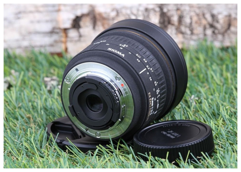 Объектив SIGMA 8mm f/3.5 EX DG Circular Fisheye Canon EF