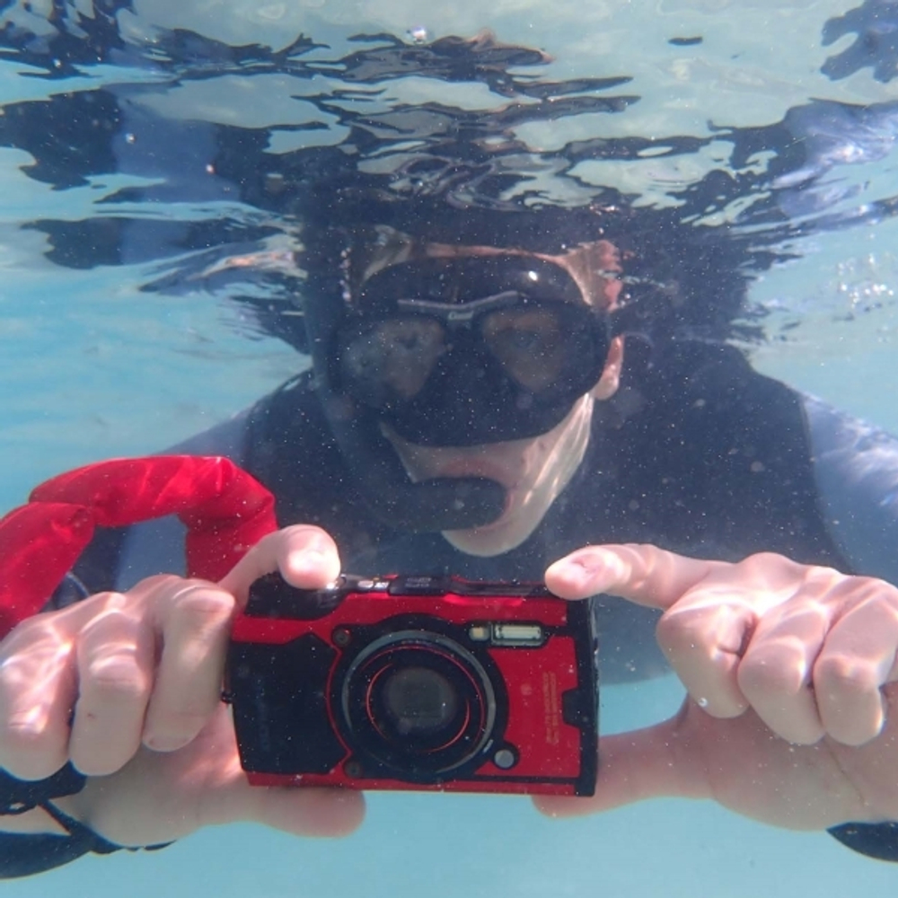 Фотоаппарат цифровой компактный Olympus Tough TG-6 Red