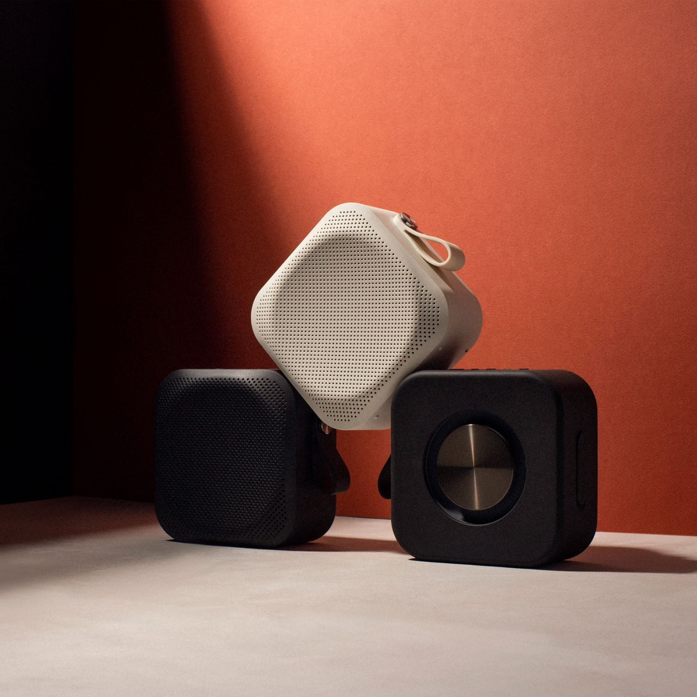 Портативная колонка Sudio F2 Black