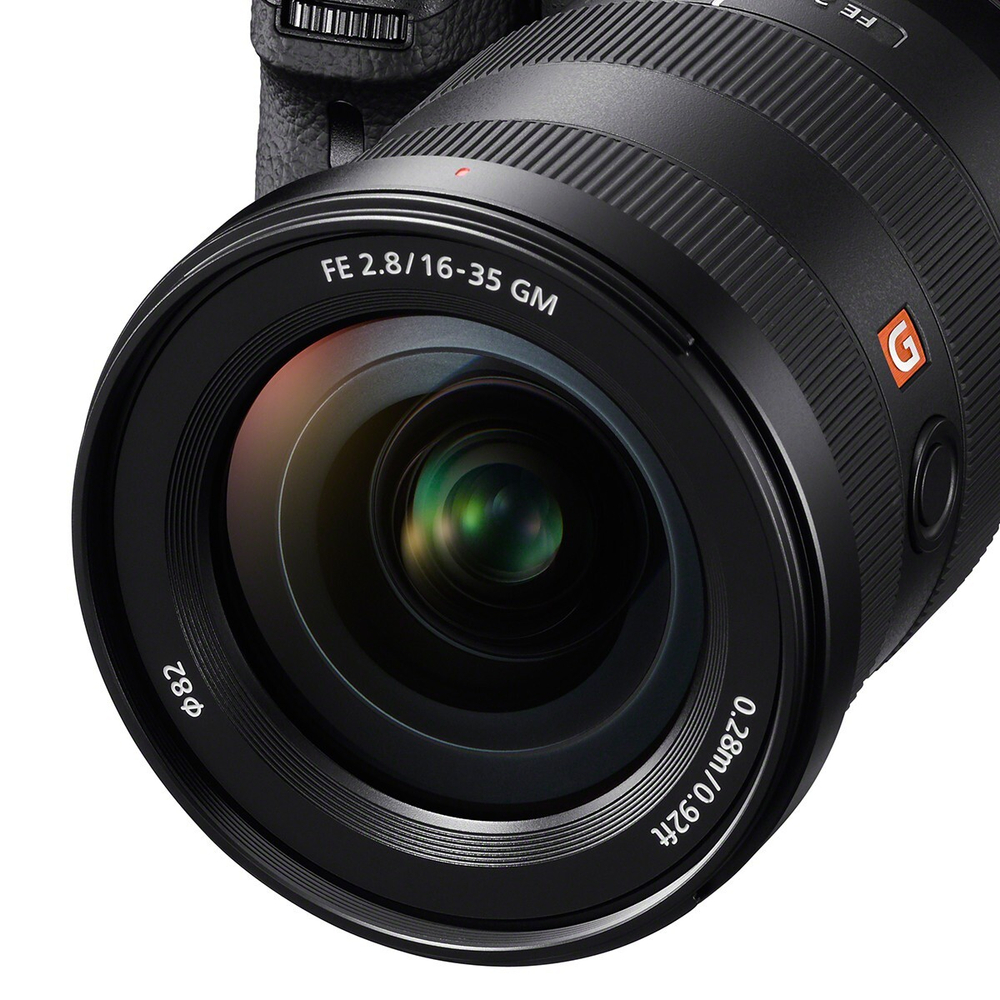 Объектив  Sony SEL1635GM