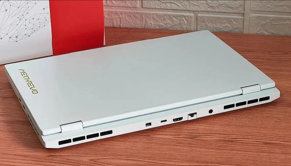 Ноутбук MECHREVO Wing Dragon 15 Pro белый (R7-8845HX RTX4060-16ГБ/512ГБ)
