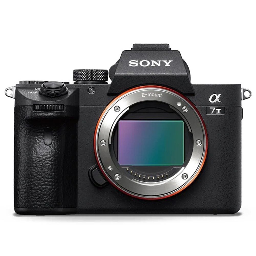 Камера Sony Alpha 7 III с 35-миллиметровой полнокадровой матрицей