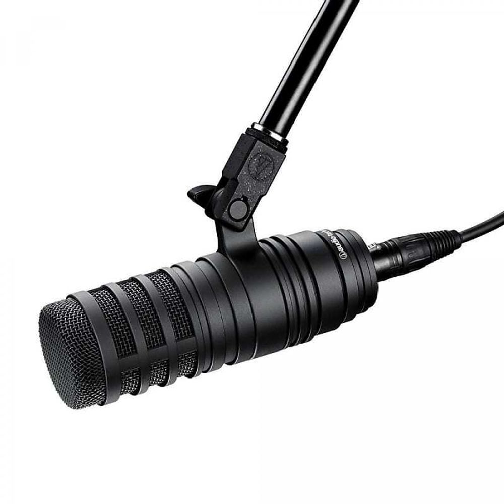 Динамический микрофон Audio-Technica BP40 Large Diaphragm Dynamic Broadcast Microphone