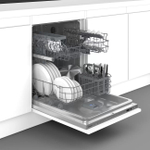 Встраиваемая посудомоечная машина HotPoint HI 4D66