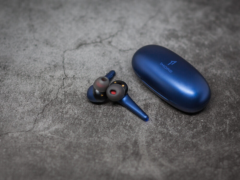 Беспроводные наушники  1MORE ComfoBuds Pro (Blue)
