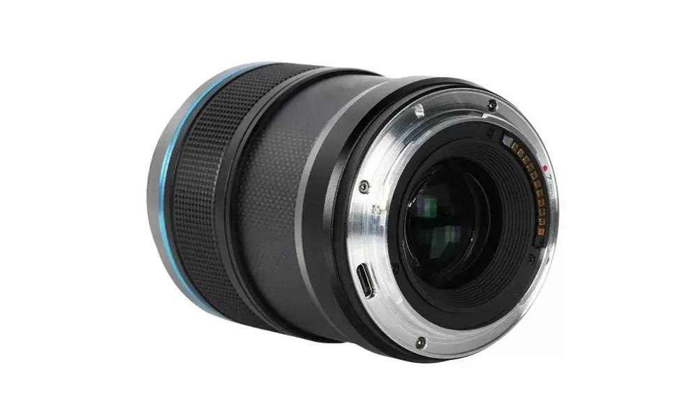 Объектив Sirui Sniper 23mm F1.2 AF APS-C E-Mount Black